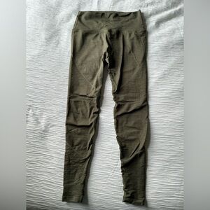 Alphalete OG Revival Leggings size Medium